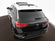 Volkswagen T-Roc 1.5 TSI 150pk DSG Style · Panoramadak · Camera · Elek. Achterklep · Dodehoeksensor · Stoelverwarming · Apple/Android Car Play ·