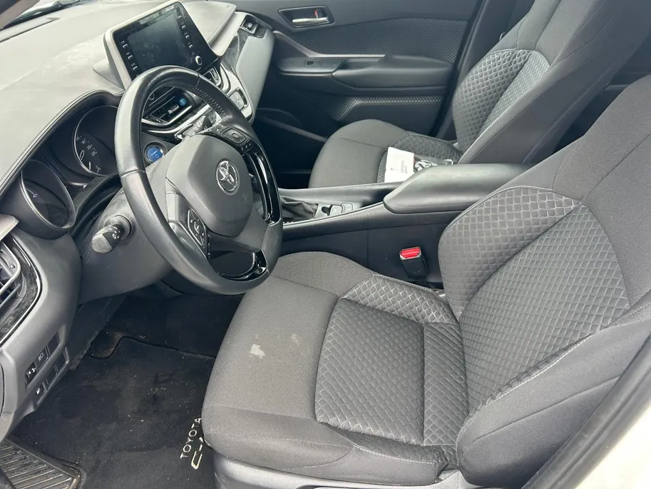 Toyota C-HR 1.8 Hybrid Active NU RIJKLAAPRIJS incl. 12 Maanden GARANTIE! Premiumpakket GRATIS!!
