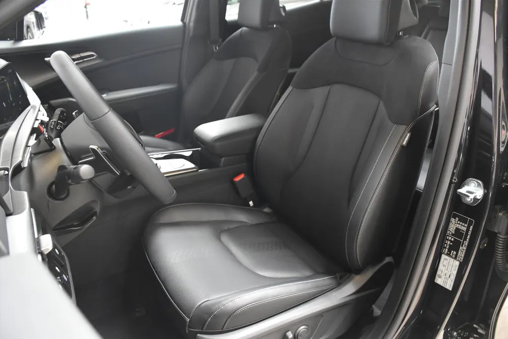 Kia Sportage 1.6 T-GDi 239pk Hybrid AT6 Black Edition