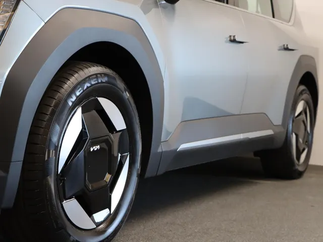 Kia EV9 First Edition 76.1 kWh