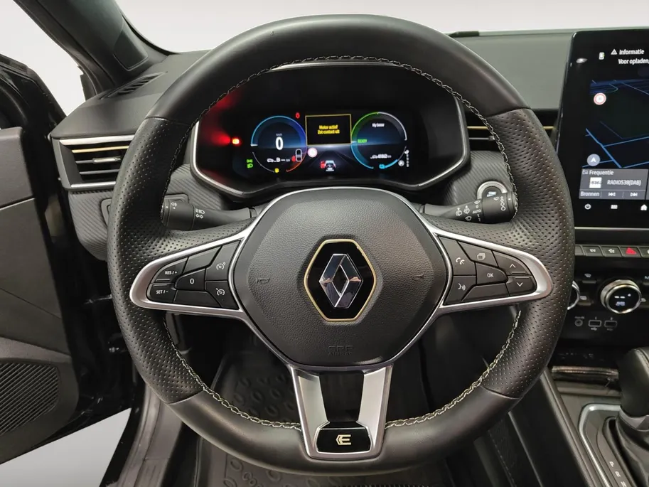 Renault Clio 1.6 E-Tech Hybrid 145 E-Tech Engineered | CarPlay/Android Auto | Camera | Navigatie |  Cruise | Climate Control | Keyless | Speciale E-Tech Engineered Uitvoering