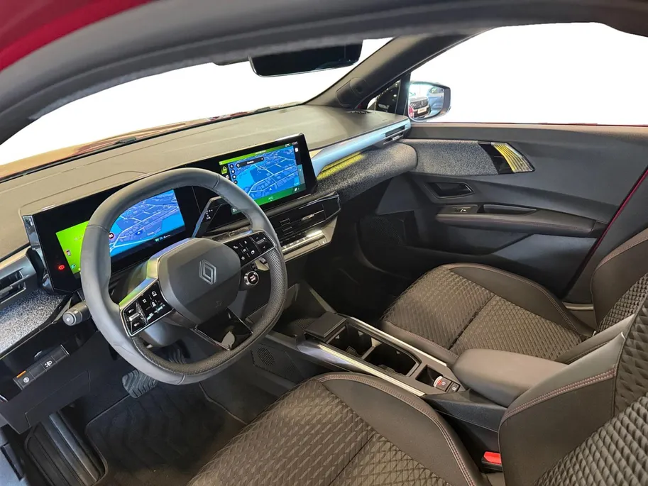 Renault Clio 1.8 Hybrid 160 techno *Automaat*Navi+Camera*Adaptive Cruise*Climate*Draadloos Carplay*Sportieve auto!