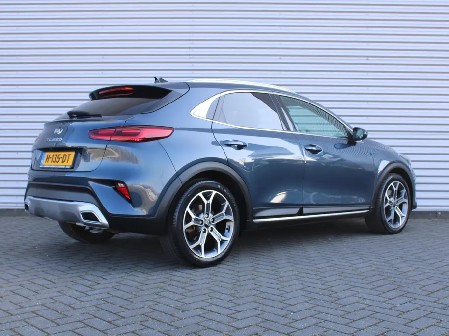 Kia XCeed 1.4 T-GDi ExecutiveLine | Trekhaak | Schuif-/kanteldak | Stuur-/stoelverwarming + ventilatie | 18' LM |