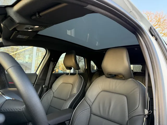 Mitsubishi Grandis 1.8i HEV Instyle | Panoramadak | Trekhaak