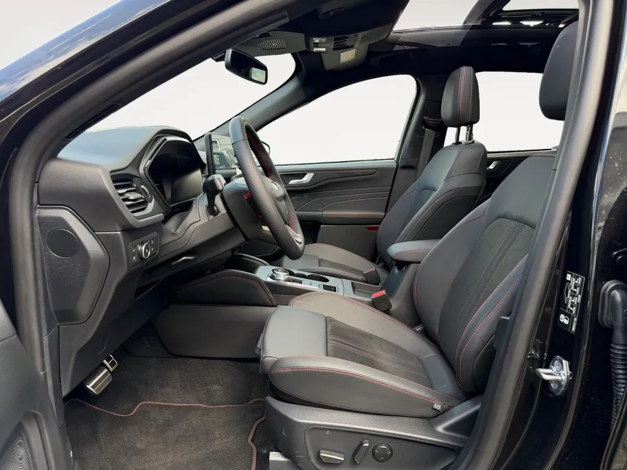 Ford Kuga 2.5 PHEV ST-Line X | Uit Voorraad Leverbaar | Automaat | €4.000,- Ready Set Ford Bonus | Trekhaak | 2100kg Trekgewicht | Pano Dak | Matrix Led Koplampen | 20' Lichtmetalen Velgen | Apple Carplay & Andoid Auto