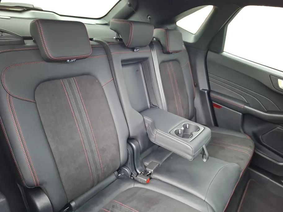 Ford Kuga 2.5 PHEV ST-Line X 243PK | Panoramadak | Winter Pack | El. Trekhaak | Adaptieve Cruise Control | 360graden Camera | BLIS | Half Leder| LED | 2100kg Trekgewicht