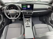 CUPRA Formentor 1.5 TSI e-Hybrid Business *NIEUW*Navi+Camera*Schuif/kanteldak*Adapt Cruise Control*Winter Pack*Trekhaak*Elekt.achterklep*Vol opties!
