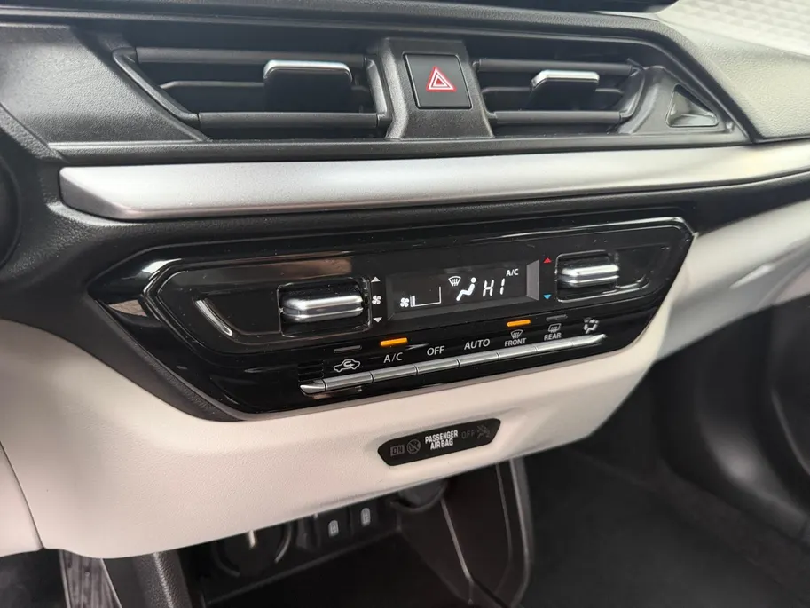Suzuki Swift 1.2 Style Smart Hybrid | Stoelverwarming | Camera | Navigatie |