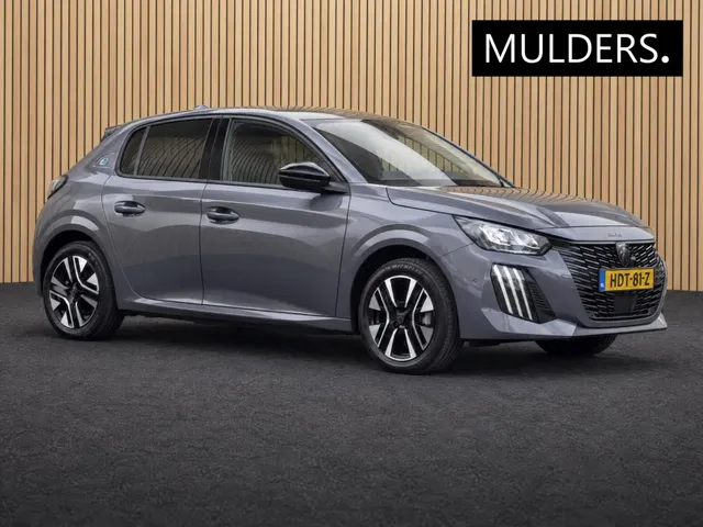 Peugeot e-208