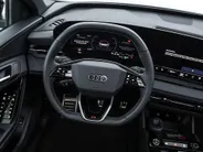 Audi Q6 e-tron 252pk S edition 83 kWh · SOH 97,5% · Panoramadak · Leder · 360 Camera · Luchtvering · Wegklapbare Trekhaak · Stoelverwarming Voor + Achter ·