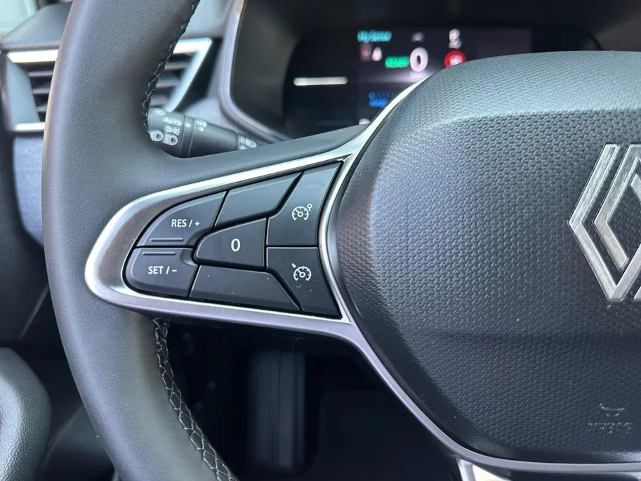 Renault Clio 1.6 E-Tech Full Hybrid 145 techno | Pack Look | Navi | Camera | Apple Carplay & Android Auto | Bluetooth | Parkeersensoren | Climate- & Cruisecontrol | 12 Maanden BOVAG Garantie |