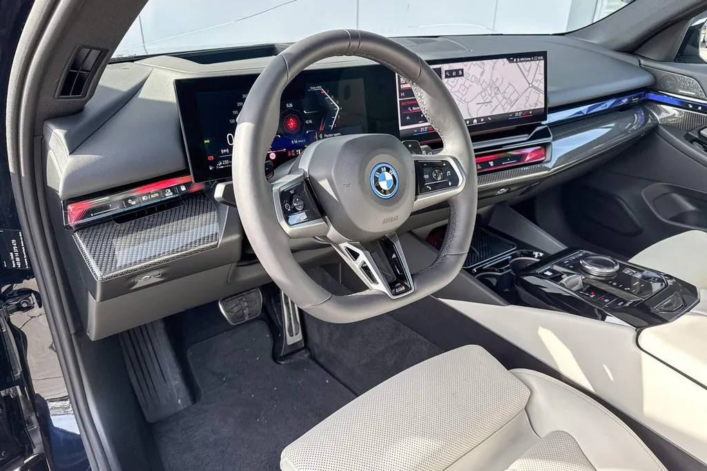 BMW 5 Serie Touring 550e xDrive