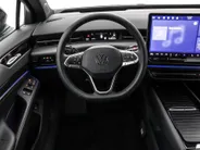 Volkswagen ID.7 Limited Edition 59 kWh accu, 204 PK · Achteruitrijcamera · Draadloze telefoonlader · Sfeerverlichting · Rondomzichtcamera · Voorraad OUTLET · Prijs is inclusief inruilpremie ·