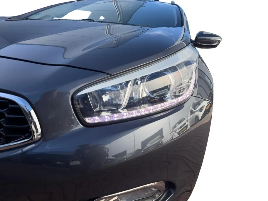 Kia cee'd Sportswagon 1.6 GDI BusinessLine | Nette auto | Dealer onderhouden | Achteruitrijcamera | Navigatie | Cruise & Climate control | 12 Maanden BOVAG garantie |