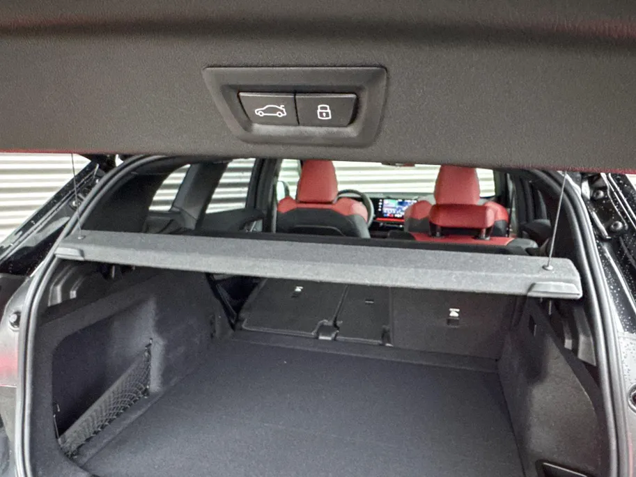 BMW iX1 xDrive30 67 kWh