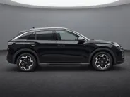 Volkswagen T-Roc 1.5 eTSI 150pk DSG R-Line First Edition · Camera · Apple/Android Car Play · Elek. Achterklep · Matrix LED · Stoel-& Stuurverwarming · 18'' Inch ·
