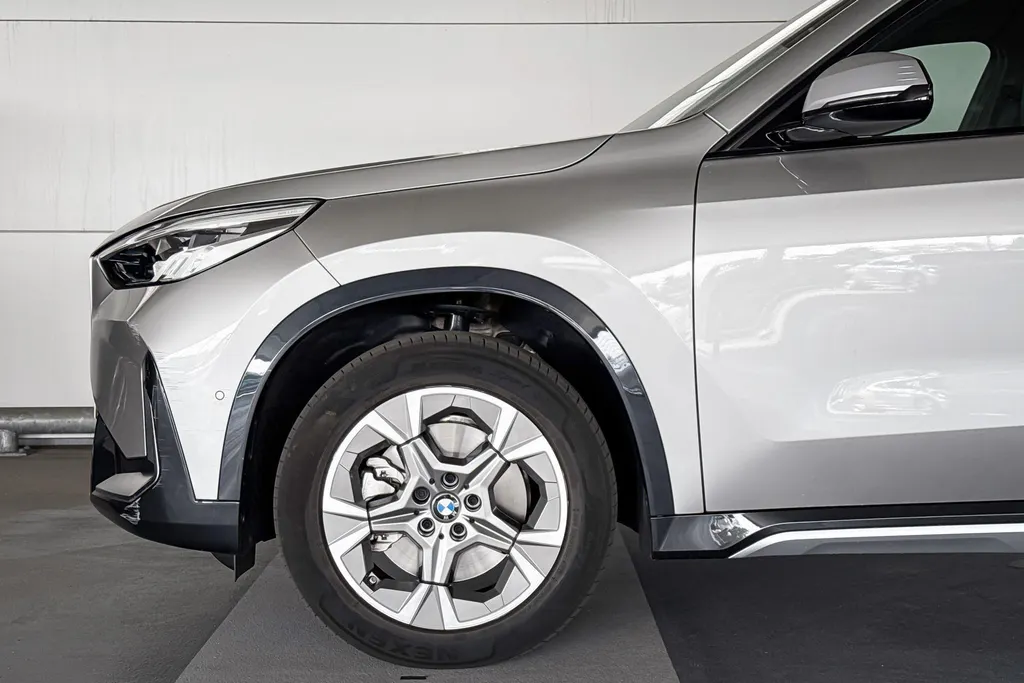 BMW X1 xDrive23i