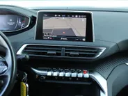 Peugeot 5008 1.2 PureTech Blue Lease Executive | Navi | Airco | 7 zits | Cruise | Camera | 17" LM |