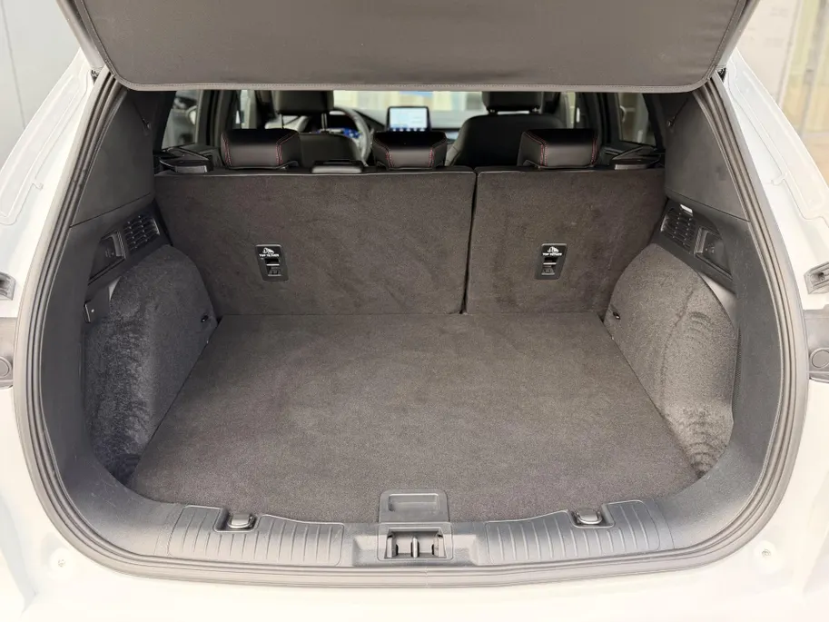 Ford Kuga 2.5 PHEV 225 pk ST-Line X DRIVER ASSISTANCE PACK I STOELVERWARMING I VOORRRUITVERWARMING I APPLE CARPLAY / ANDROID AUTO I