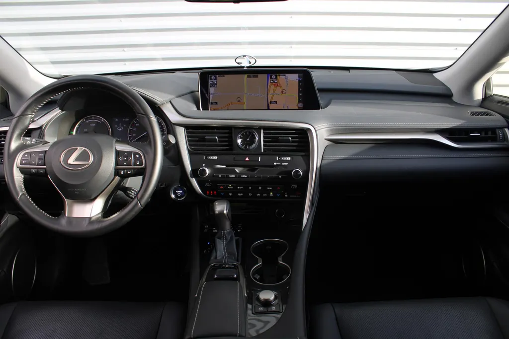 Lexus RX 450h 4WD Luxury Line | 20' LM | Navi | Camera | Leer | Schuif/kantel dak | Cruise adapt. | PDC | Stoelverwarming/ventilatie | HUD | Elek. stoelverstelling |