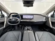BMW iX xDrive45 101 kWh