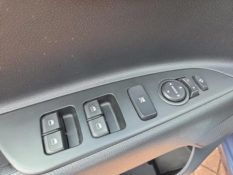 Kia Rio 1.0 T-GDi MHEV DynamicPlusLine | 1e Eigenaar | Dealer onderhouden | Achteruitrijcamera | Android Auto & Apple Carplay | Navigatie | Fabrieksgarantie t/m 6-2030 |