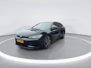 Volkswagen Passat Variant R-Line Edition 1.5 eHybrid 204 pk 6 versn. DSG · Multimedia pakket plus · High-end geluidsysteem 'Harman Kardon' · Prijs incl. inruilpremie · MEGA Sale