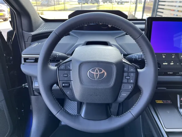 Toyota bZ4X Dynamic 73 kWh | NW Model | Direct Leverbaar | 2.000 Euro Inruil