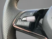 Škoda Superb Combi 1.4TSI 160kW/218PK iV Business Edition Plus · Navigatie · Apple/Android Car Play · Camera + Parkeersensoren · Garantie t/m 27-03-2028 of 60000km.