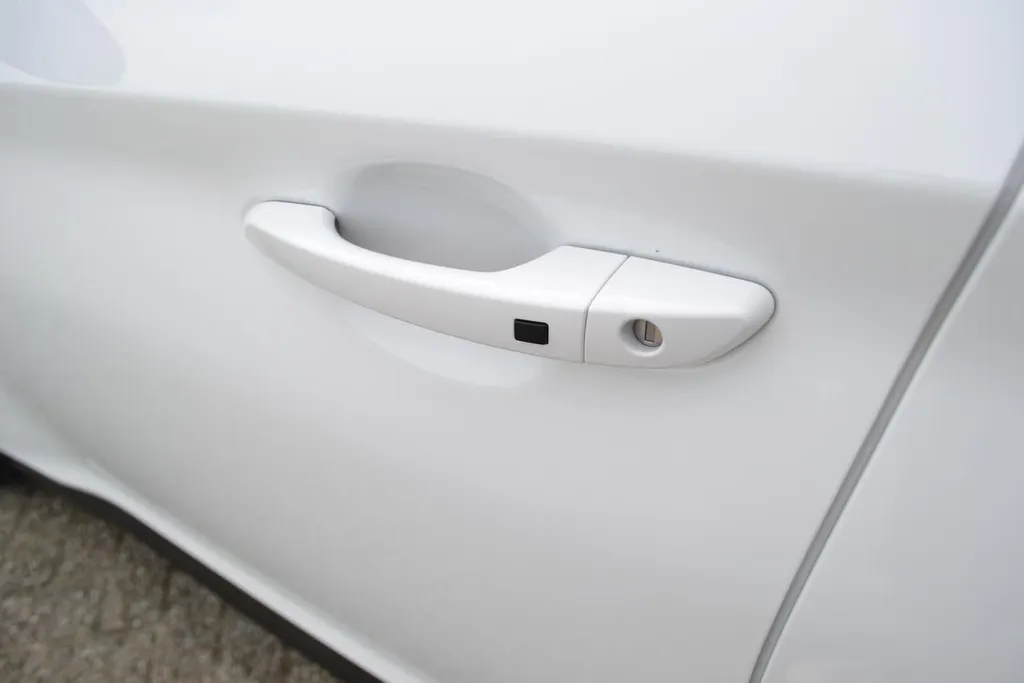 Hyundai Kona 1.6 GDI HEV COMFORT|NAVI|CARPLAY|PDC|CLIMA