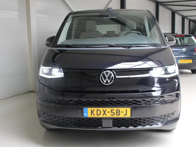 Volkswagen Multivan 1.4 eHybrid L2H1 Life Business (5-PERSOONS) Panoramadak | Trekhaak | Camera | inklapbare spiegels