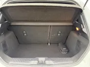 Ford Fiesta 1.0 EcoBoost Hybrid ST-Line | NL Auto | 1 eigenaar | Navigatie | Apple carplay & Android auto | Parkeersensor achter | Cruise control | Draadloos opladen mobiel | Bovag garantie |