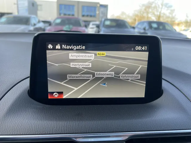Mazda 3 2.0 SkyActiv-G 120 GT-M AUTOMAAT | TREKHAAK | 18' LM VELGEN | CAMERA | STOEL- en STUURVERWARMING | LEDER | Bose AUDIO | NED.AUTO | DEALER ONDERHOUDEN |