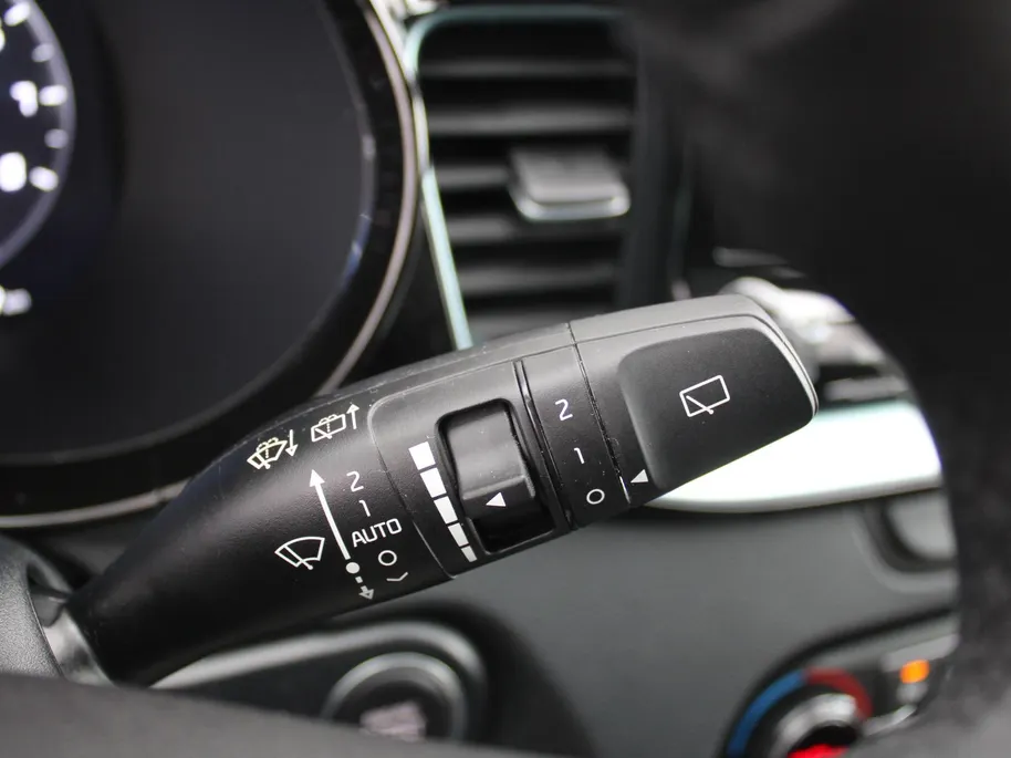 Kia Ceed 1.0 T-GDi MHEV Design Edition | Stuur-/stoelverwarming | Cruise adapt. | Camera | 16" LM | Dodehoekdetectie | JBL audio | LED |