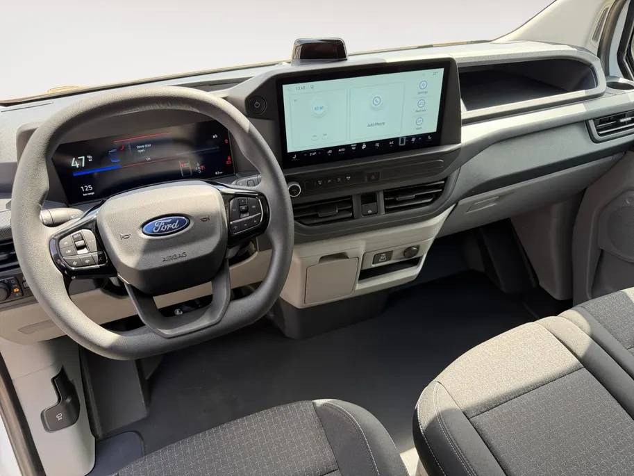 Ford E-Transit Custom 340 L2H1 Trend 71 kWh | Nieuw te Bestellen | 0,99% Financiering | 370km WLTP Rijbereik | All Weather Banden | Achteruitrijcamera| Parkeersensoren voor & achter | Cruise Control | Apple Carplay & Android Auto