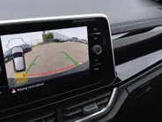 Volkswagen T-Roc 1.5TSI/150PK R-Line · Apple/Android Car Play · Camera + Parkeersensoren · Keyless · Garantie t/m 27-03-2027