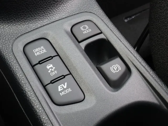 Toyota Aygo X Hybrid 115 play | LM Velgen | Stoelverwarming