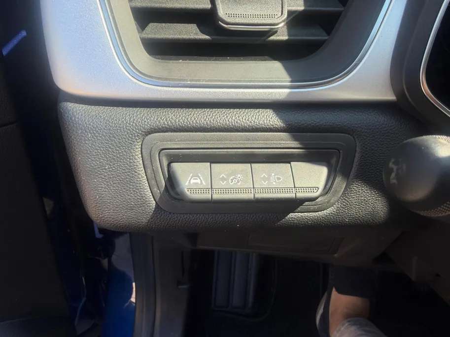 Renault Captur 1.6 E-Tech full hybrid 145 techno | Automaat | Trekhaak | Navigatie | Parkeersensoren | Camera | Apple Carplay & Android Auto | Cruise & Climate Control | 12 Maanden BOVAG Garantie