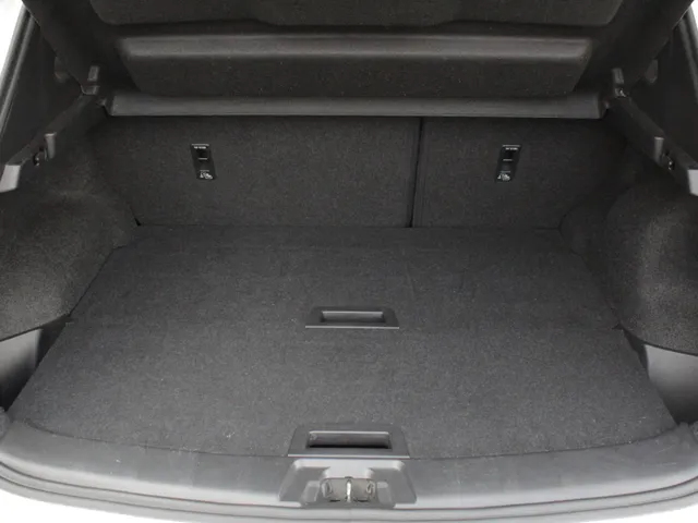Nissan QASHQAI 1.2 Tekna Automaat | Leder | Panodak | Trekhaak