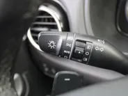 Hyundai Kona 1.6 GDI HEV Comfort | Trekhaak | Camera | 16' LM | Cruise adapt. | Navi | Apple Carplay/Android Auto | Clima | All seasons |