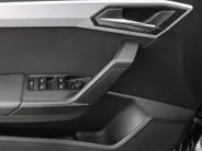 SEAT Arona 1.0 EcoTSI 115pk DSG FR Business Connect · Apple/Android Car Play · Cruise Control · Clima · Elek. Inklapbare Spiegels · Garantie t/m 28-03-2027