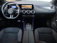 Mercedes-Benz B-Klasse 180 AMG Line l Keyless l Achteruitrij camera l Stoelverwarming l Memory