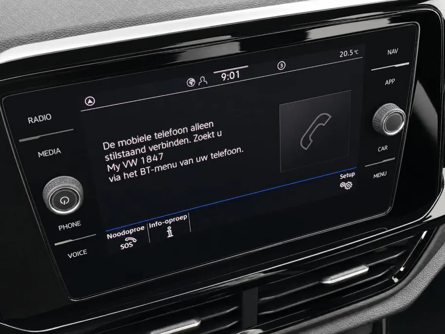 Volkswagen T-Roc 1.5TSI/150PK R-Line Black Style DSG · Panoramadak · Apple/Android Car Play· Camera + Parkeersensoren · Stoelverwarming · 19'' Velgen ·  Garantie t/m 07-07-2027