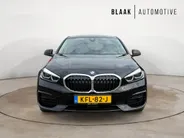 BMW 1 Serie Limousine 118i Sport Line Apple/Android draadloos | Automaat | Climate Con