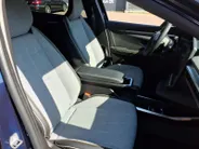 Renault Scénic E-Tech EV60 comfort range techno Apple Carplay/Android Auto , lichtmetalen velgen 19' , electronic climate controle , camera , cruise control adaptief , navigatiesysteem , stoel en stuurverwarming .