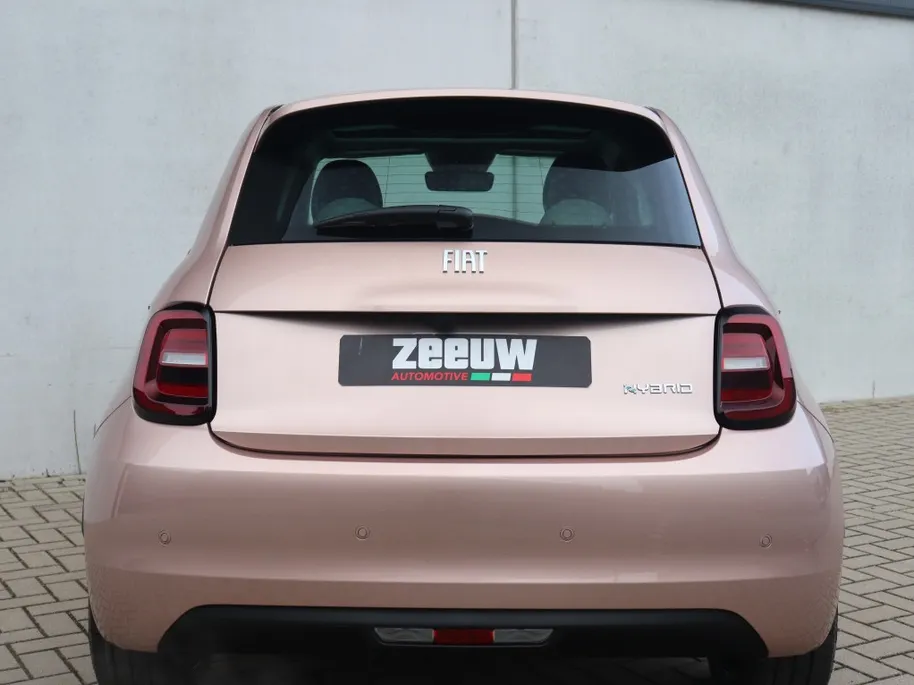 Fiat 500 1.0 Hybrid La Prima | Pano | Camera | Carplay