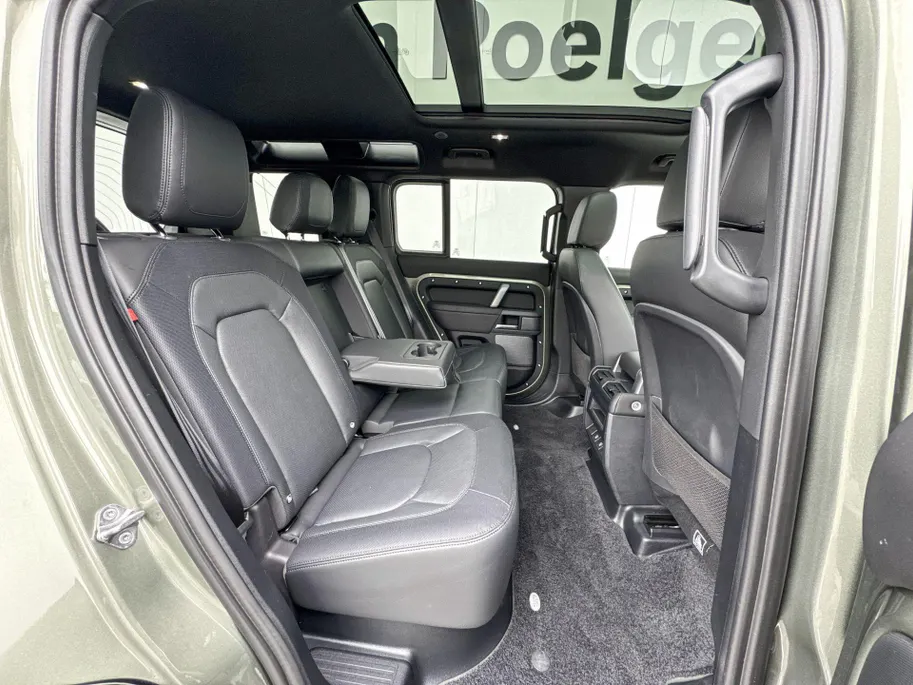 Land Rover Defender 110 2.0 P400e 110 X-Dynamic HSE