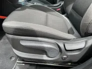 Hyundai Kona 1.6 GDI HEV Comfort | Navigatie | Parkeer sensoren| Climate Control| Camera| Lichtmetalen velgen| Apple Carplay/Android Auto| Cruise Control