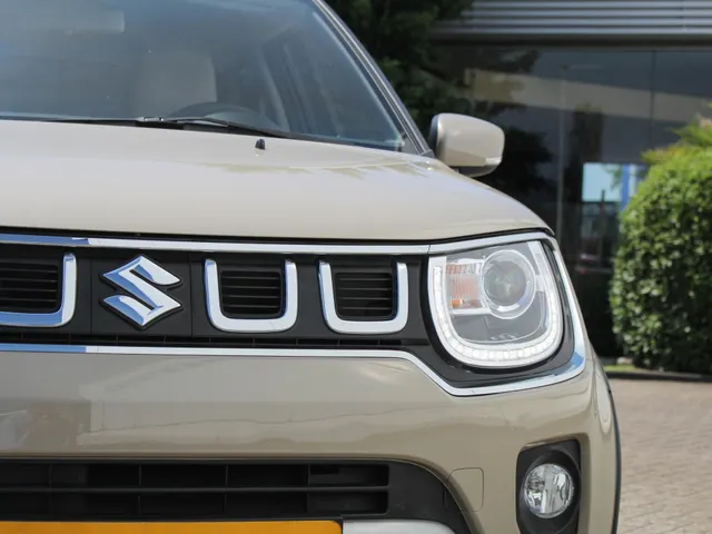 Suzuki Ignis 1.2 Smart Hybrid Style Automaat | Navi | Leder | Cruise | Camera | Lm-Velgen
