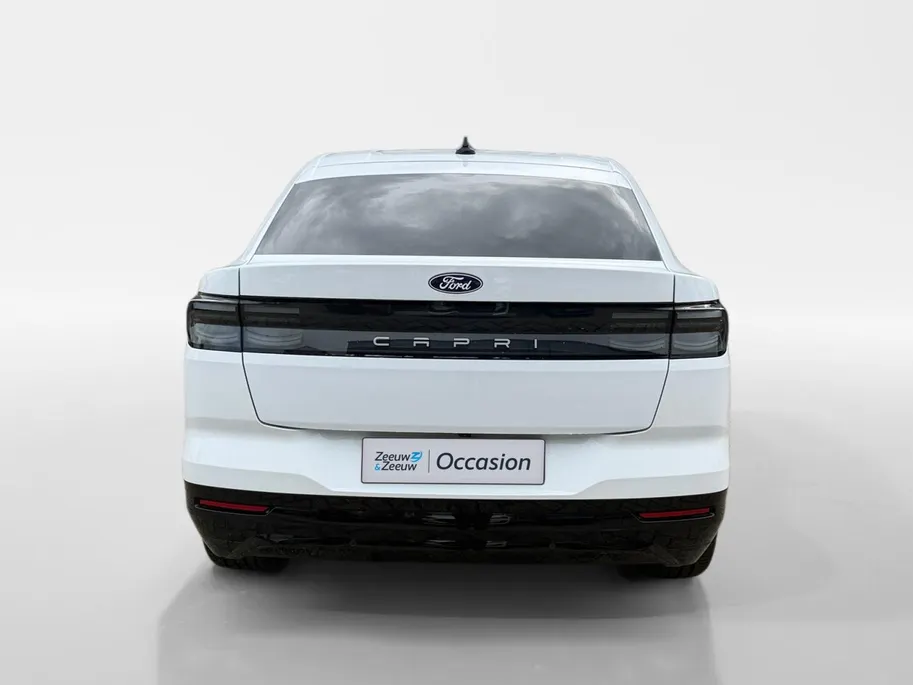 Ford Capri Premium Extended Range RWD 77 kWh | NL auto | DEMO | Adapt. Cruise control | BLIS | Elektrische achterklep | Elek. verstelbare bestuurdersstoel en passagiersstoel | Winter pack | 360 graden camera | Parkeersensoren voor en achter | Bovag garantie |